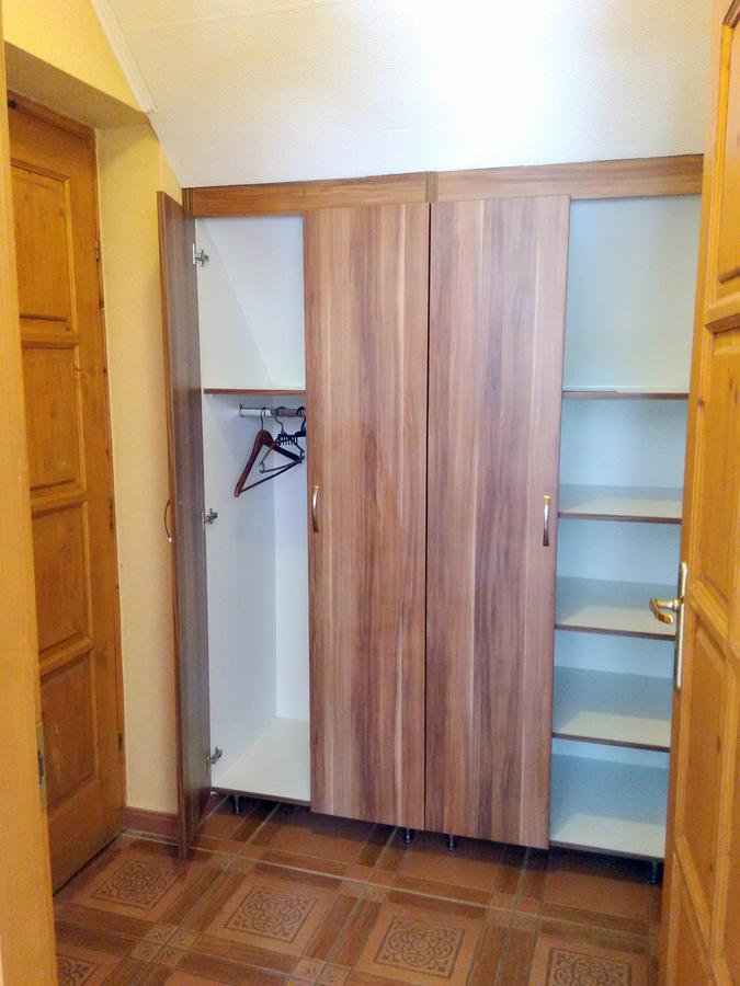 Burg Apartman Gyula Bagian luar foto